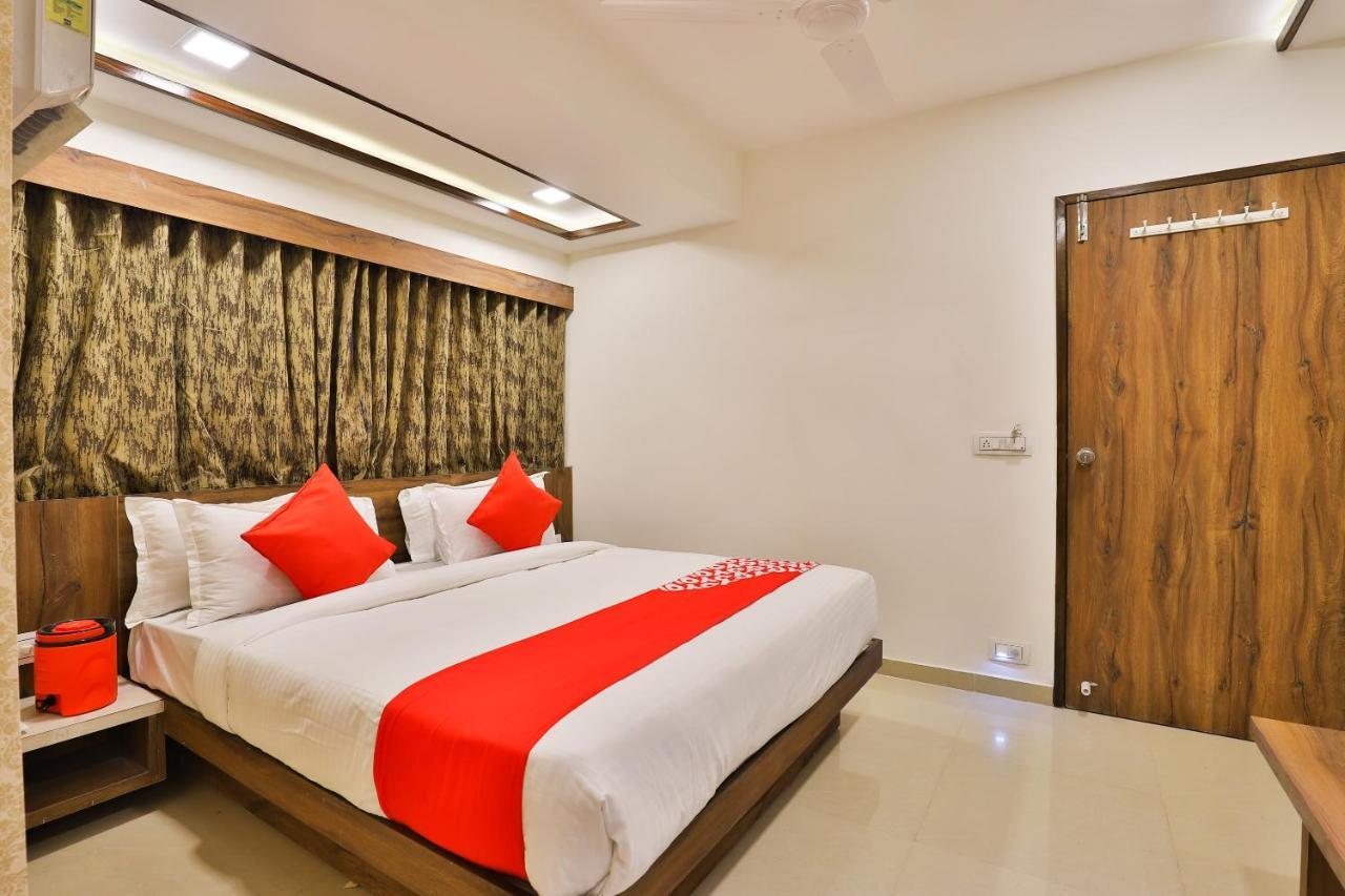 Oyo 24950 Hotel Shree Balaji Residency Ахмедабад Экстерьер фото