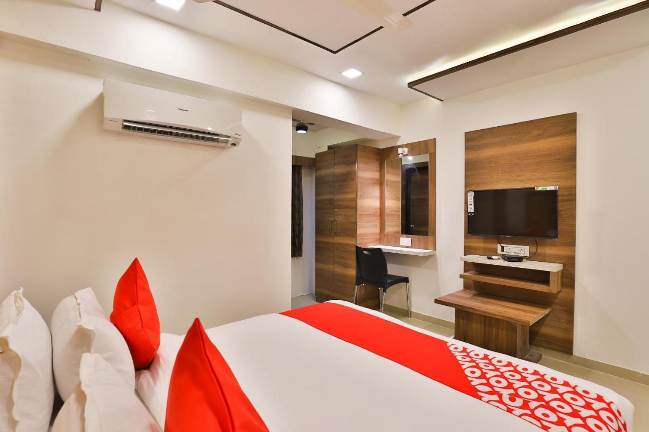 Oyo 24950 Hotel Shree Balaji Residency Ахмедабад Экстерьер фото